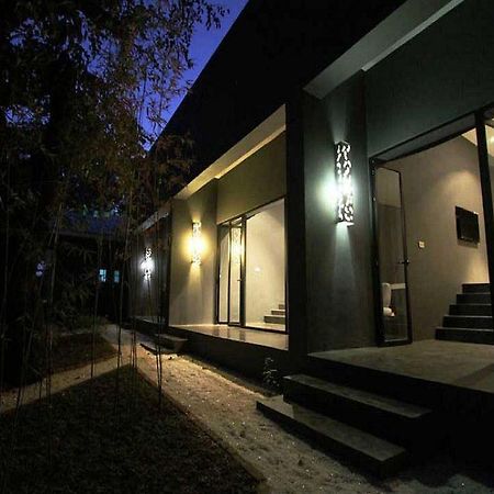 利隆圭 Latitude 13 Degrees酒店 外观 照片